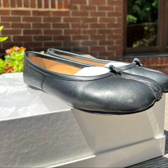 Maison Margiela Women's Tabi Ballet Flats - Size EU37.5/US7 - Picture 8 of 9